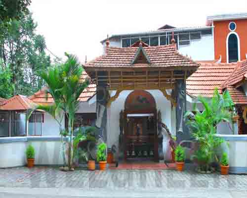 Welgreen Kerala Holidays - Ranger wood 